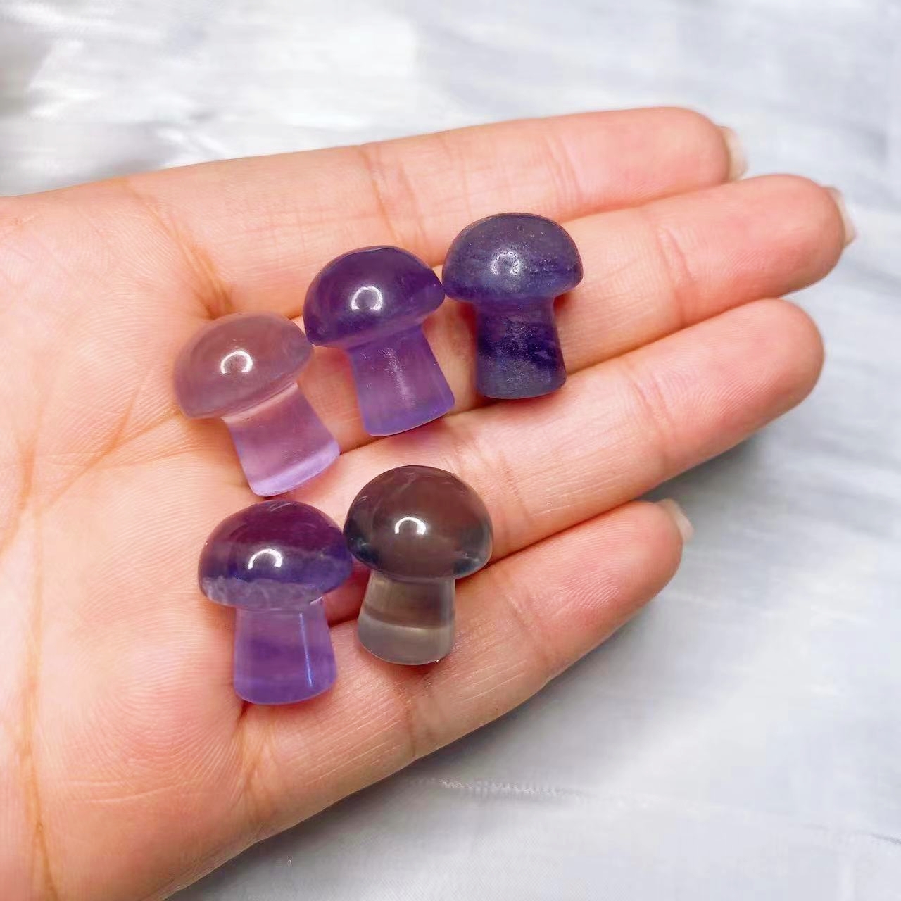 Natural Crystal Mini Mushroom  - Aquarium Plant Ornament 评论和价格