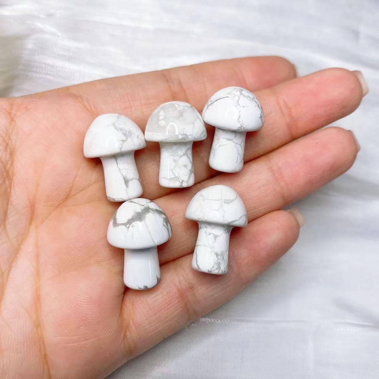 Natural Crystal Mini Mushroom  - Aquarium Plant Ornament 评论和价格